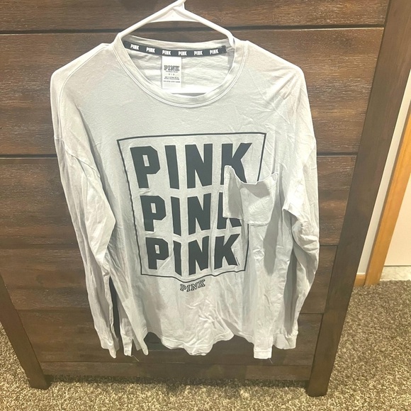 💜🩷VS PINK‎ SHIRT LONG SLEEVE S - Picture 1 of 3